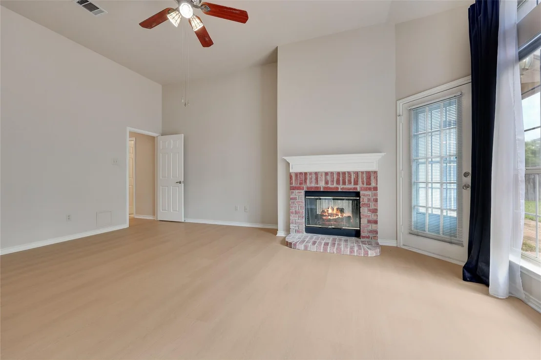 Photo of 16405 Marthas CV