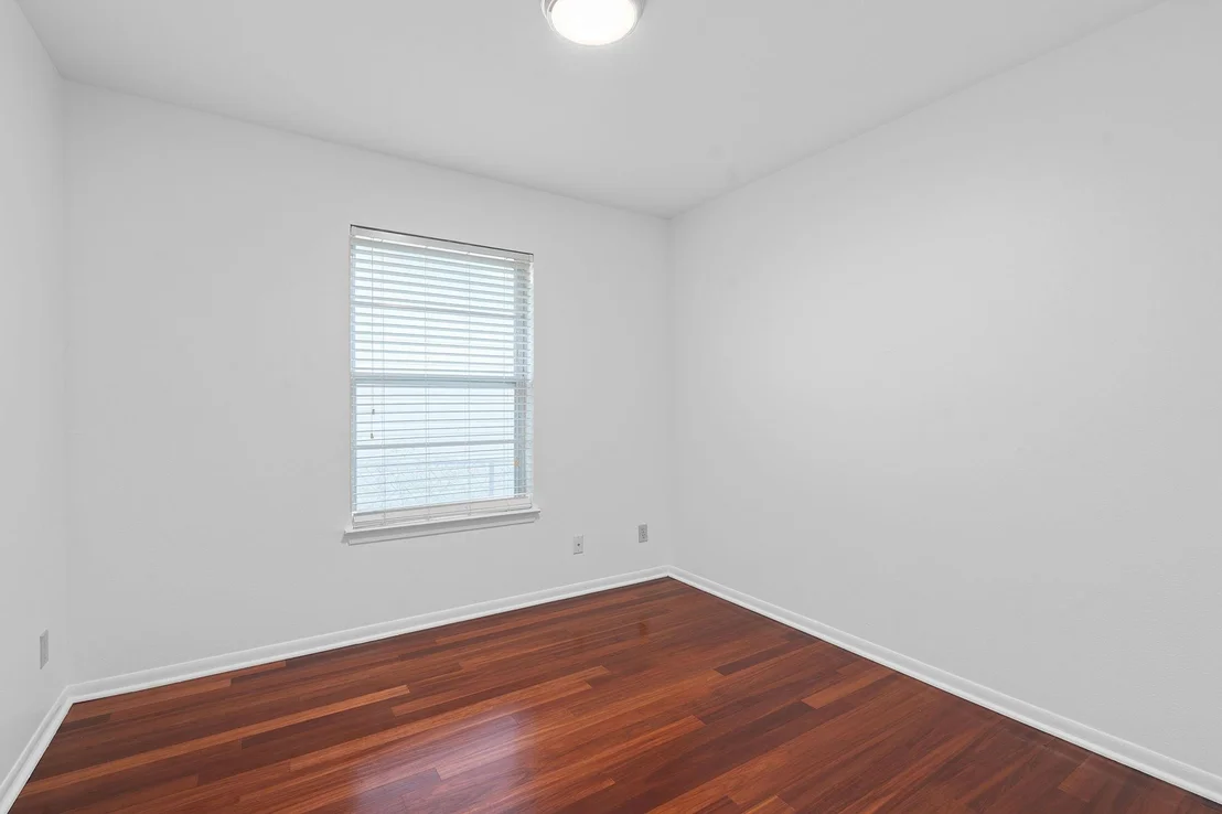 Photo of 6810 Daugherty ST