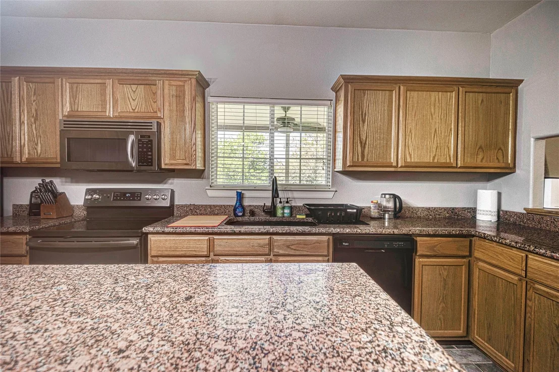 Photo of 1301 Oak Spring RD