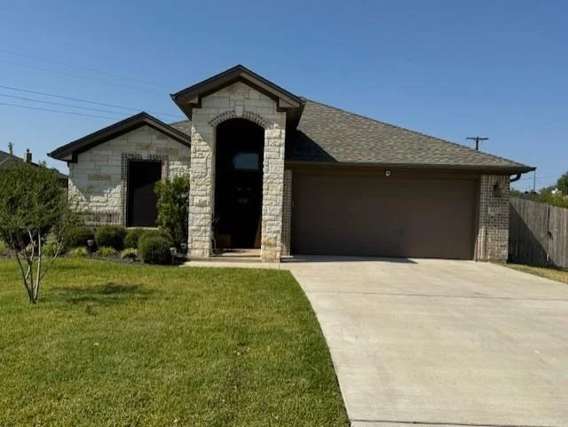 Photo of 1802 Rustic Manor DR