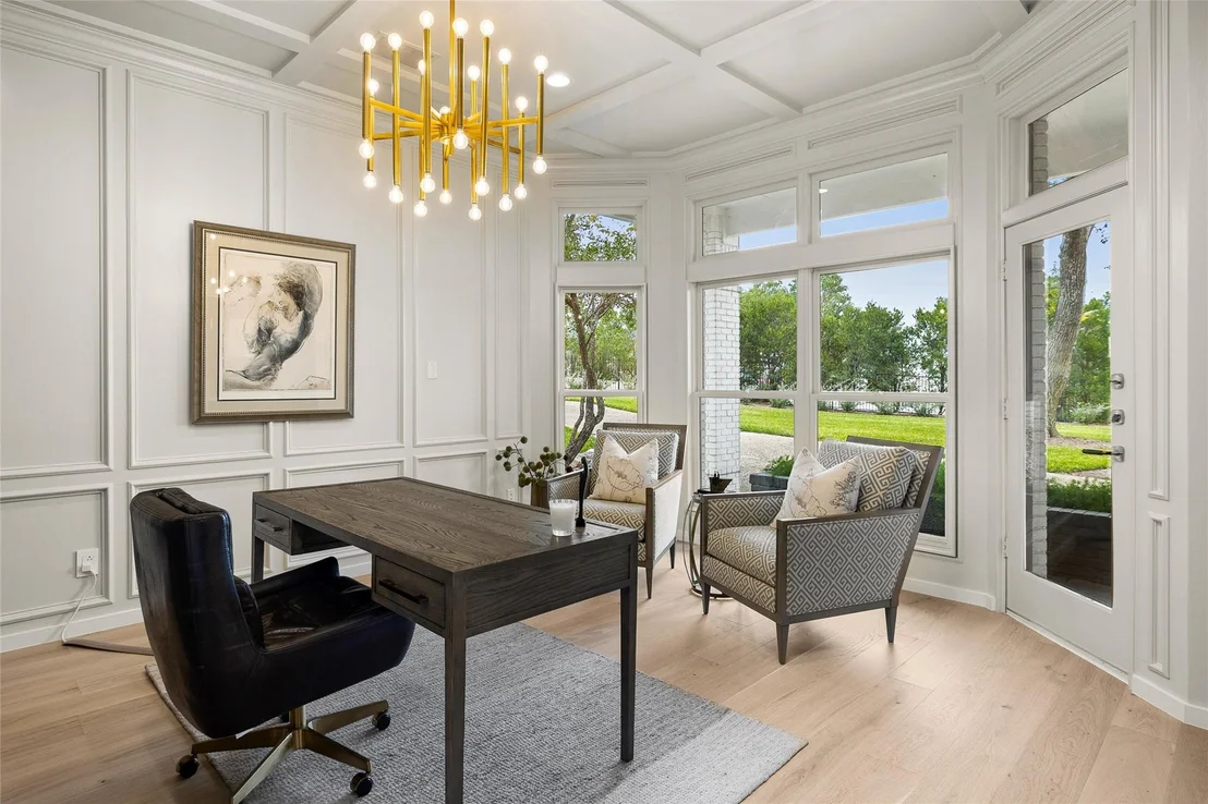 Photo of 3301 Barton Creek BLVD