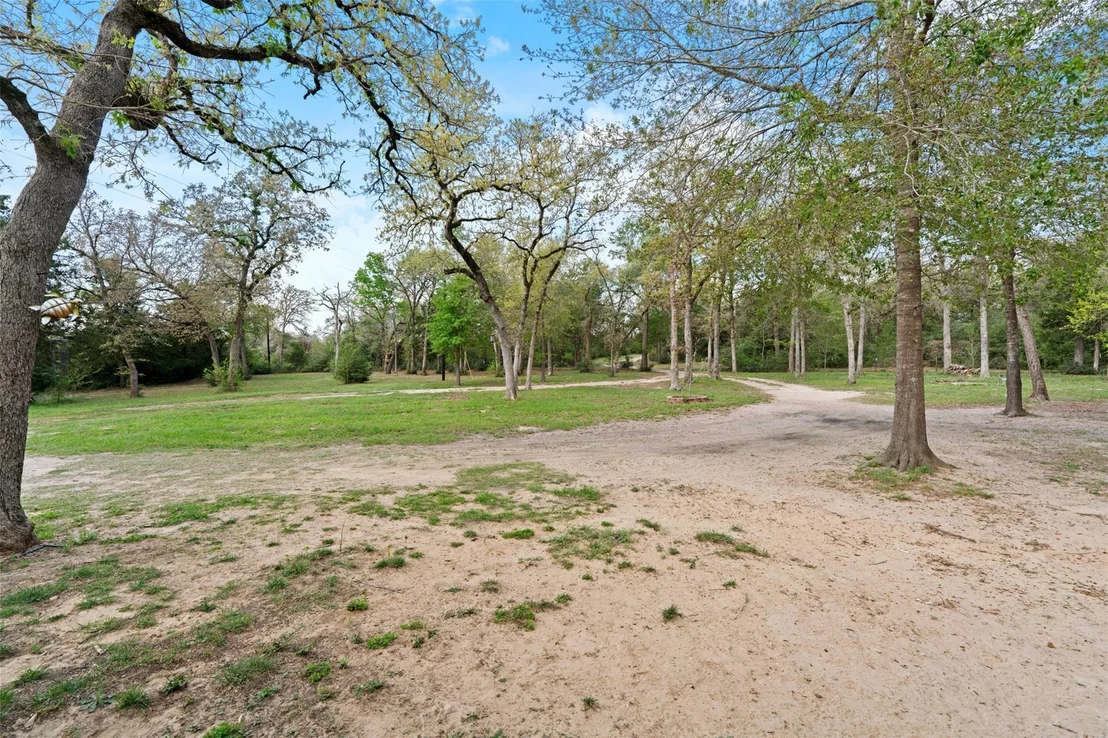 Photo of 6211 County Road 342