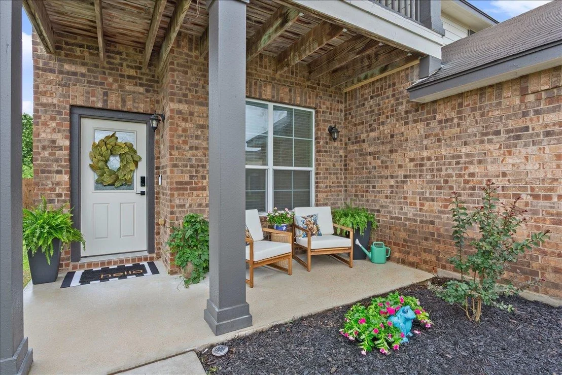 Photo of 240 Foster LN