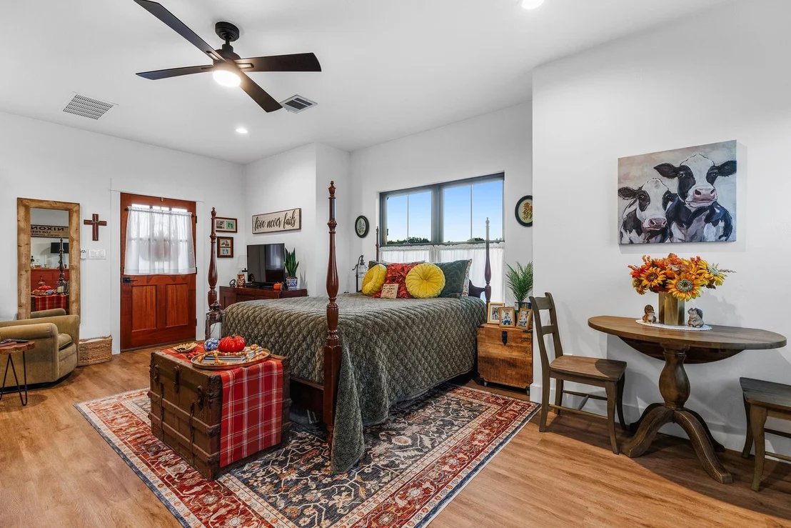 Photo of 345 Judges RD