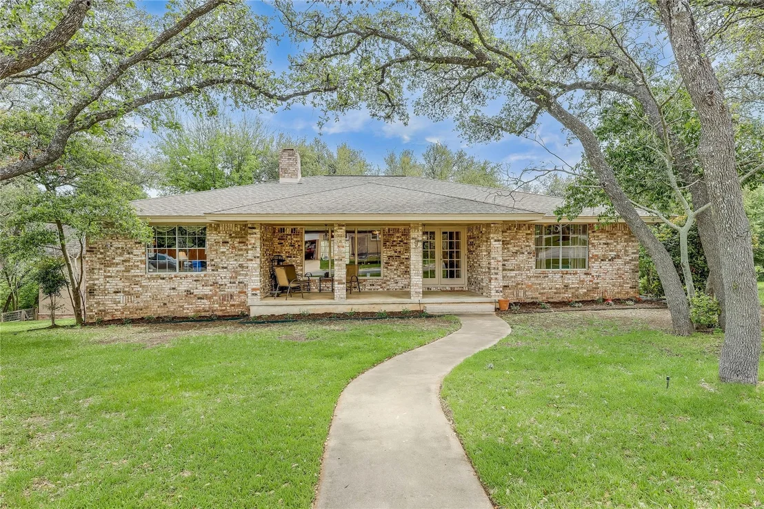Photo of 9 Inwood CIR