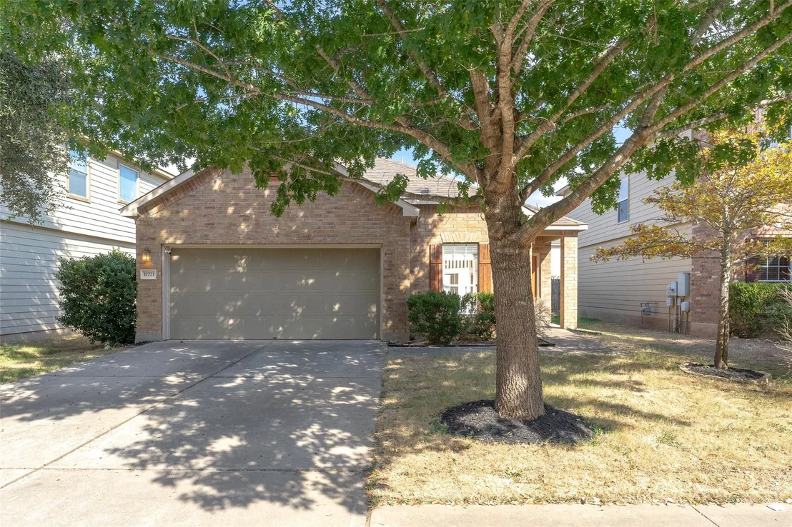 Photo of 11721 Channing DR