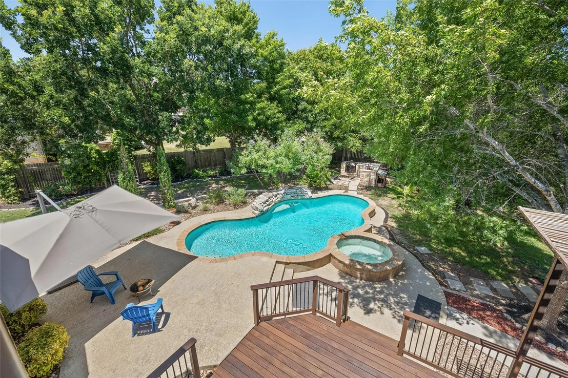 Photo of 161 Littleton DR