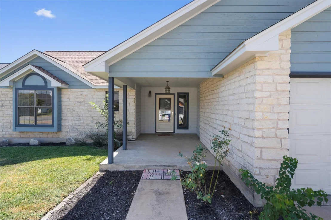 Photo of 2207 Mimosa TRL
