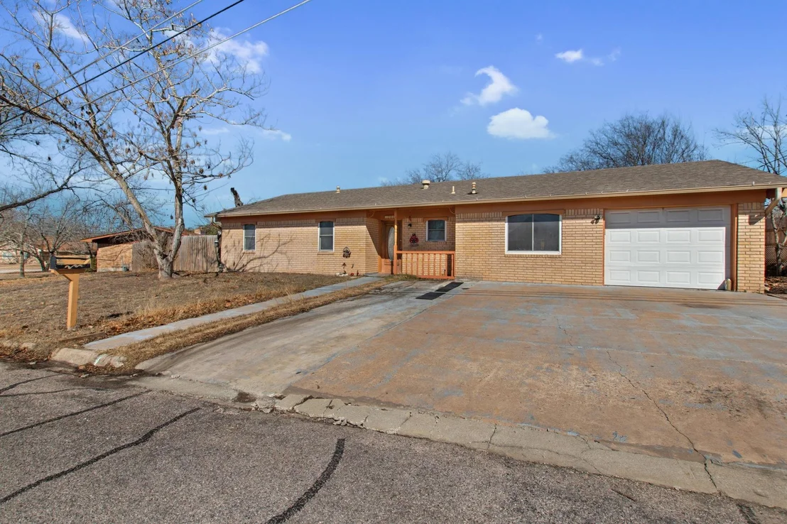 Photo of 1200 Wofford DR