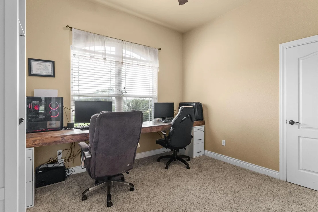Photo of 121 Eagle Rock