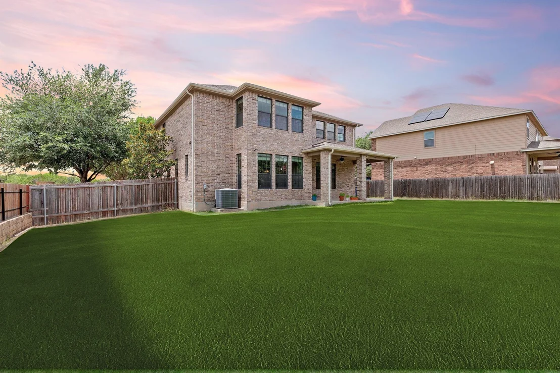 Photo of 301 Wye Oak ST