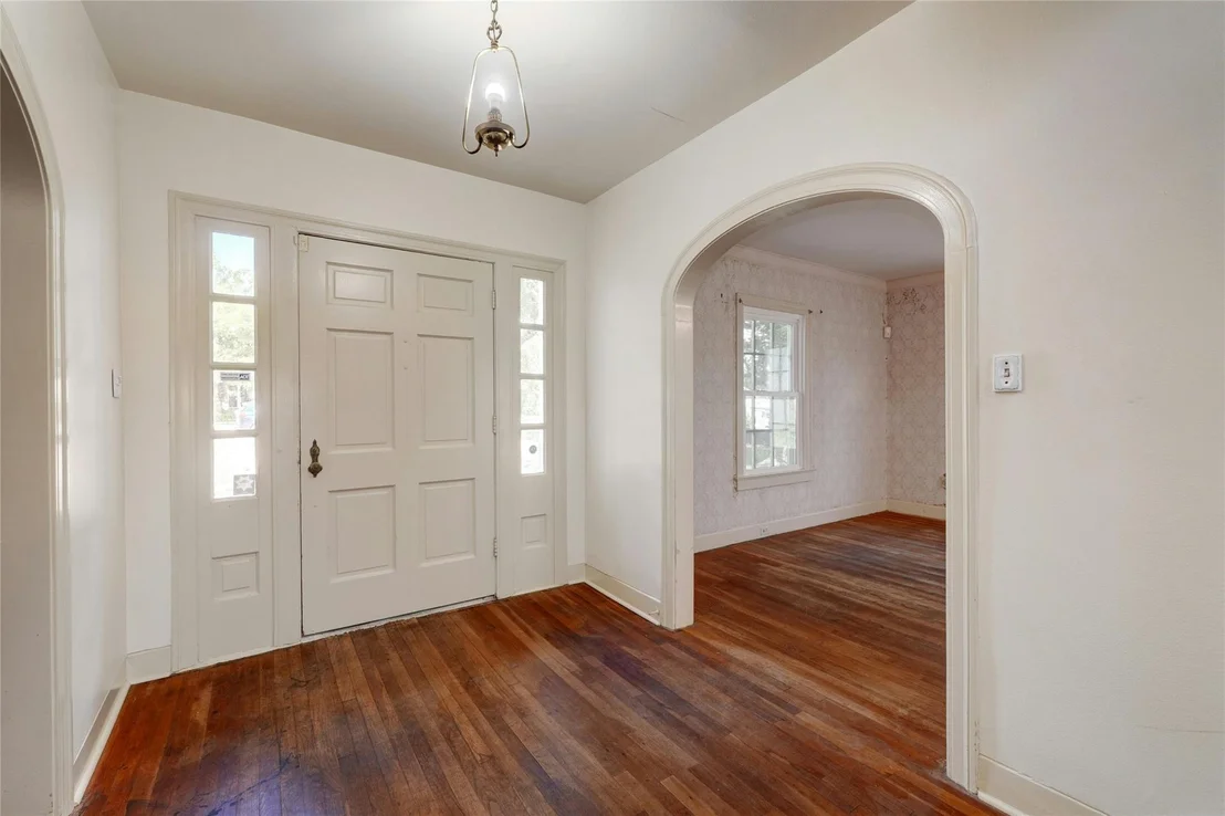Photo of 809 Park BLVD