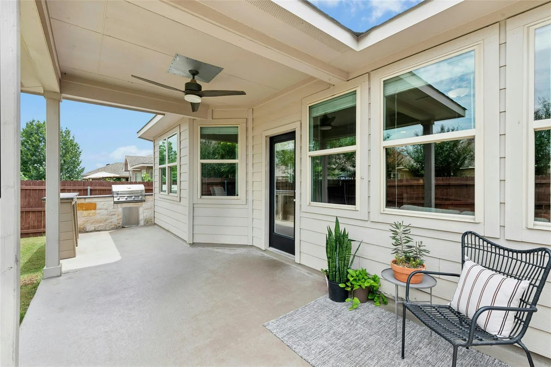 Photo of 390 Fletcher BND