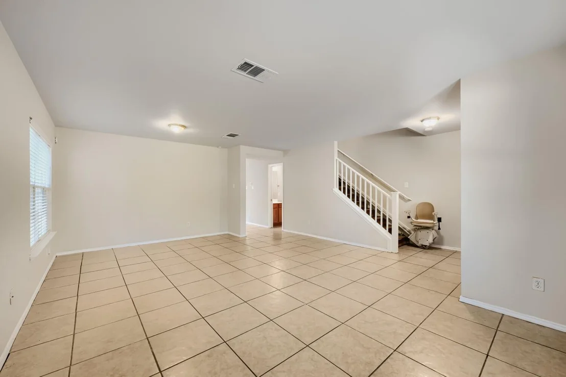 Photo of 1629 Balsam WAY