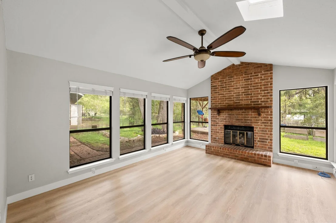 Photo of 902 Emerald Wood DR