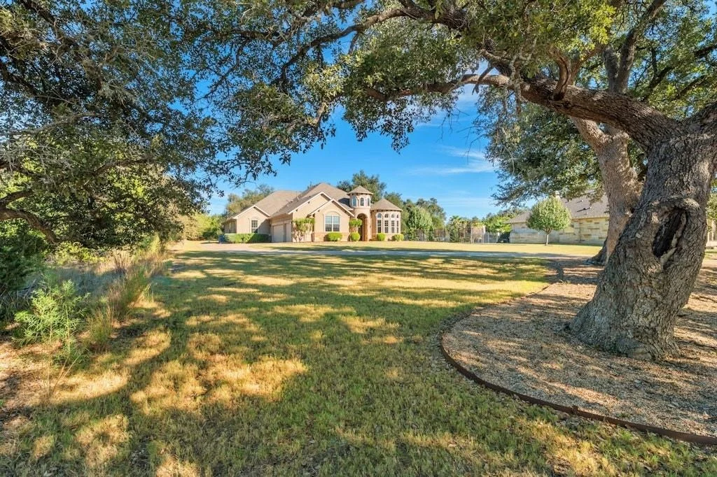 Photo of 465 Linden LOOP