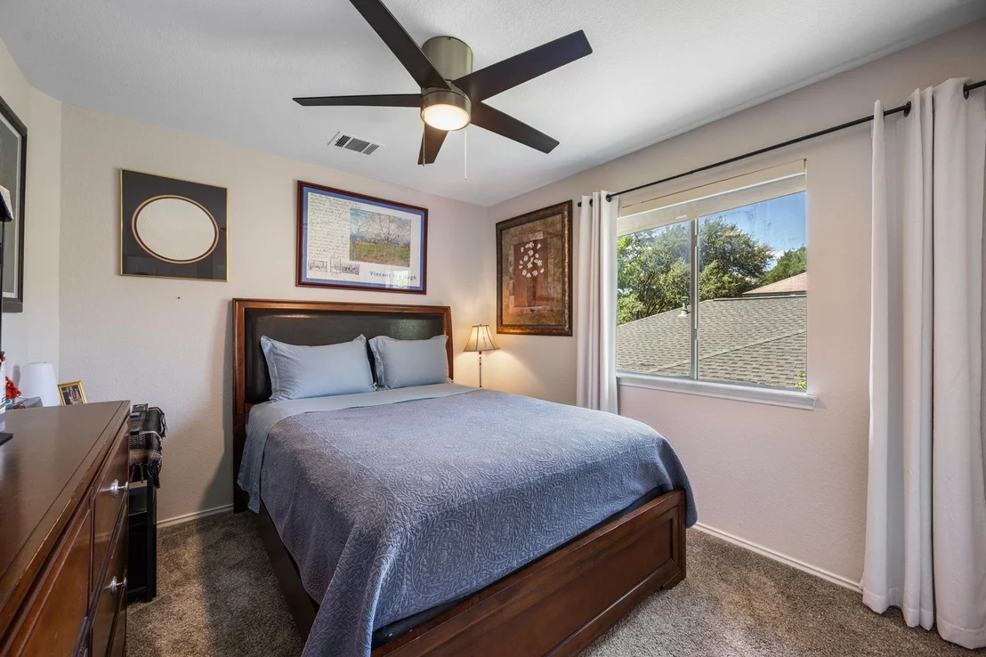 Photo of 1606 Academy PL