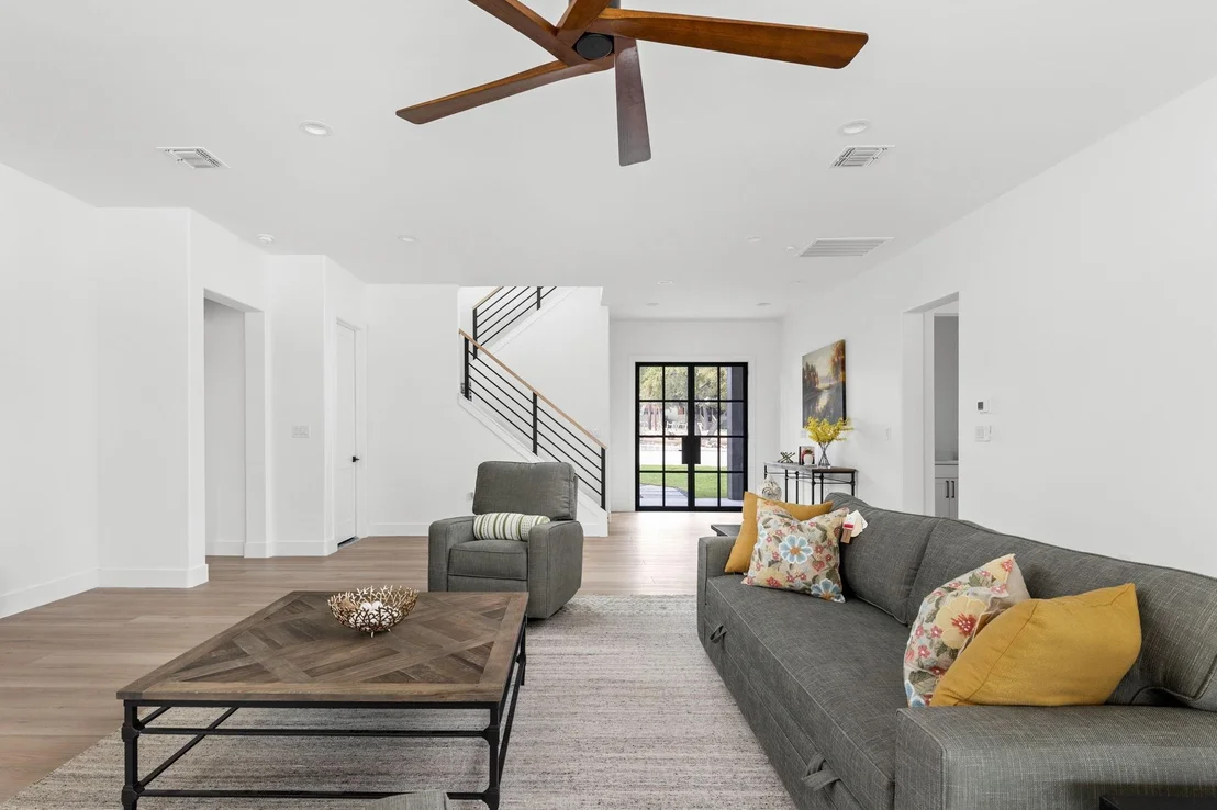 Photo of 1105 Oak Hurst RD