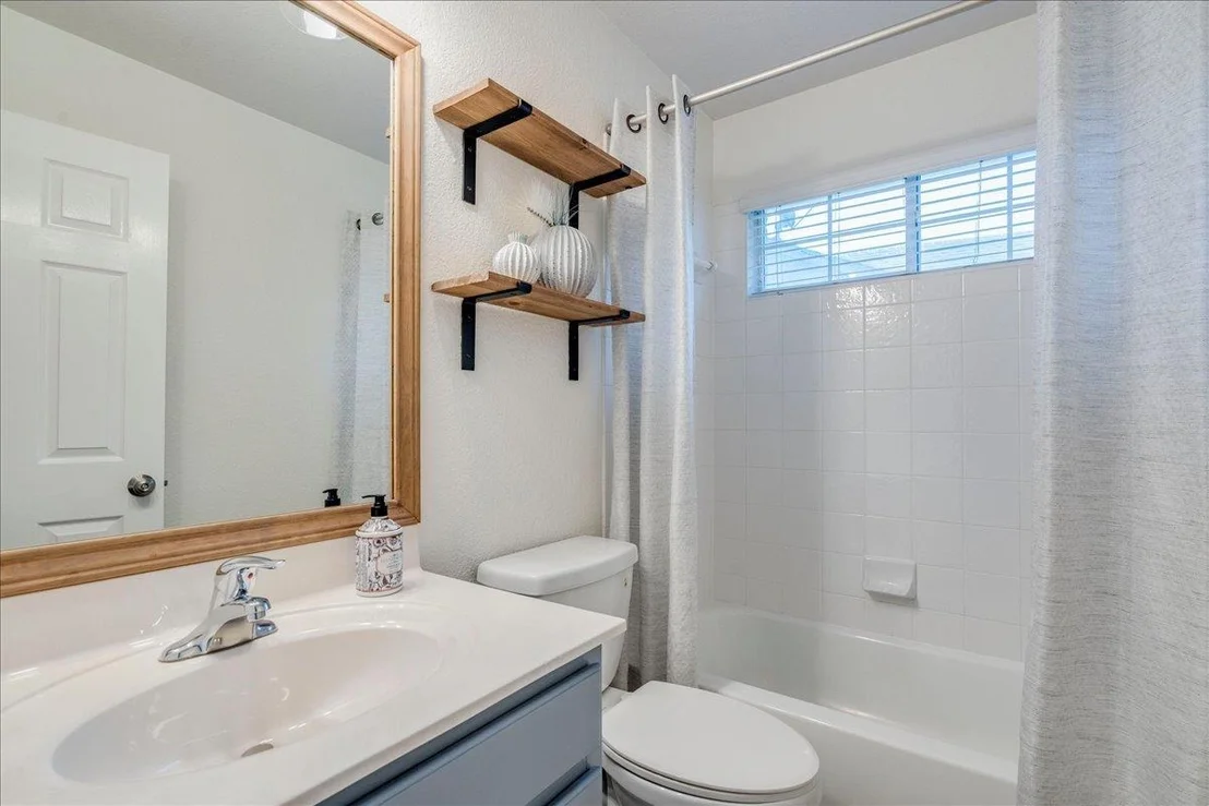 Photo of 2912 Lynnbrook DR