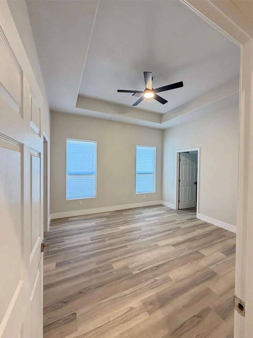 Photo of 195 Covert DR