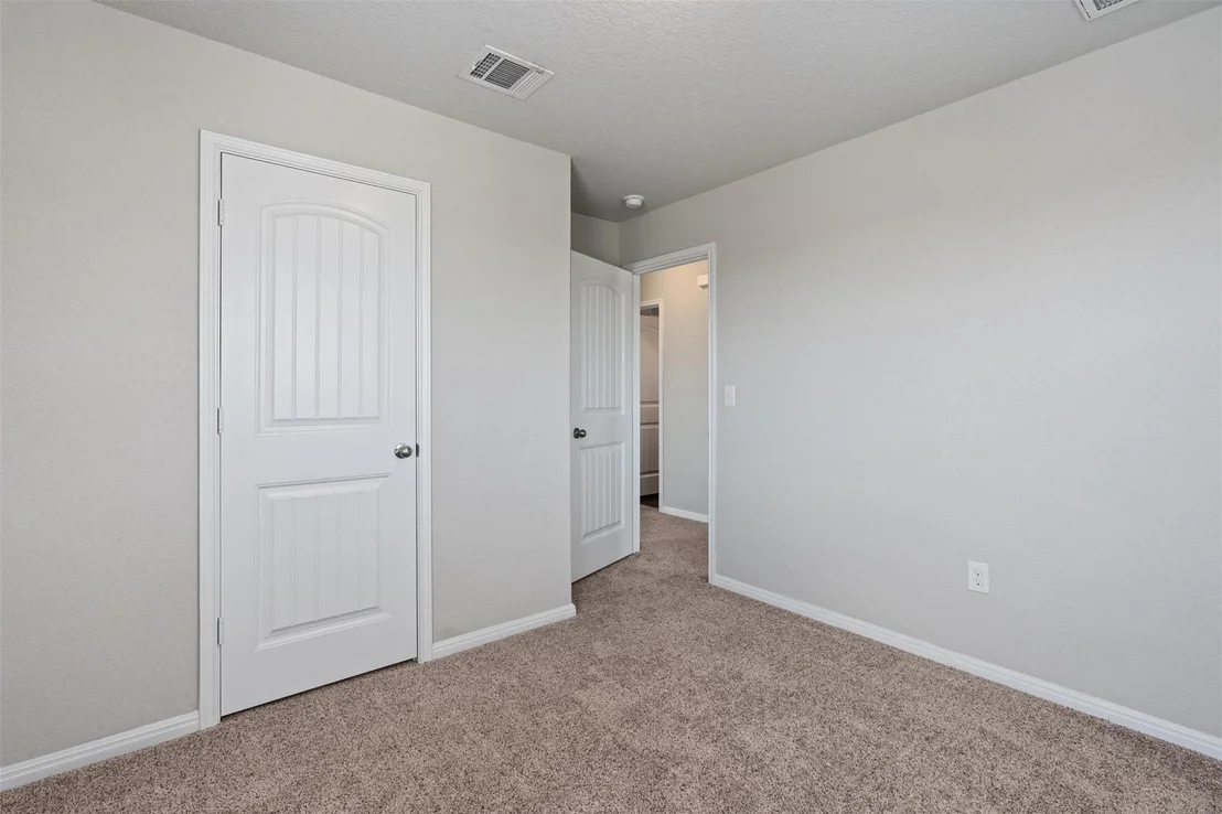 Photo of 429 Dubina Ave