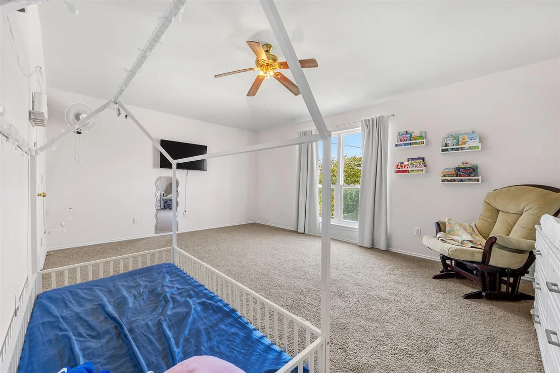Photo of 4401 Golden Gate DR