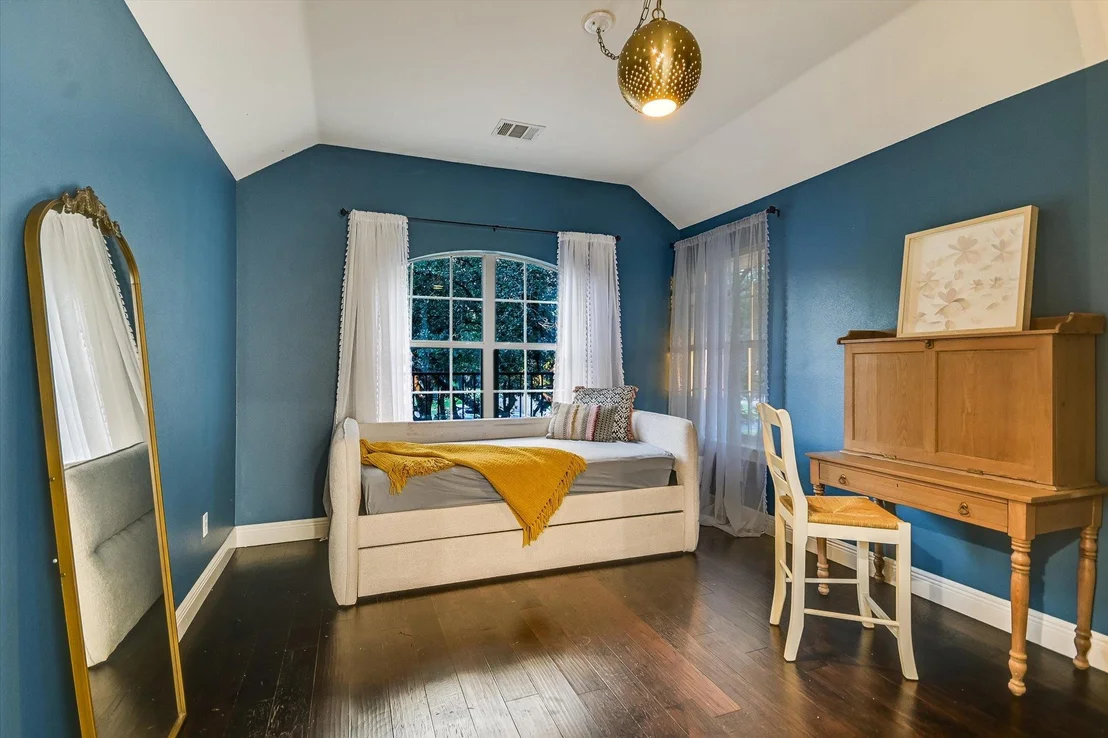 Photo of 43 LOST MEADOW TRL