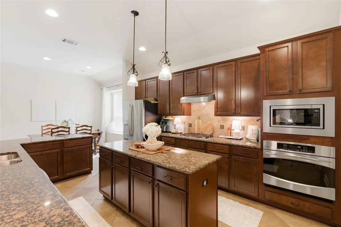 Photo of 214 Bellagio DR