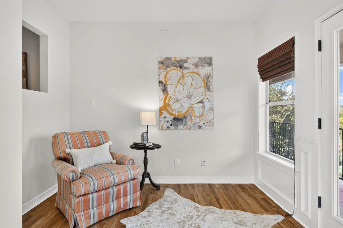Photo of 47 WATERFALL DR