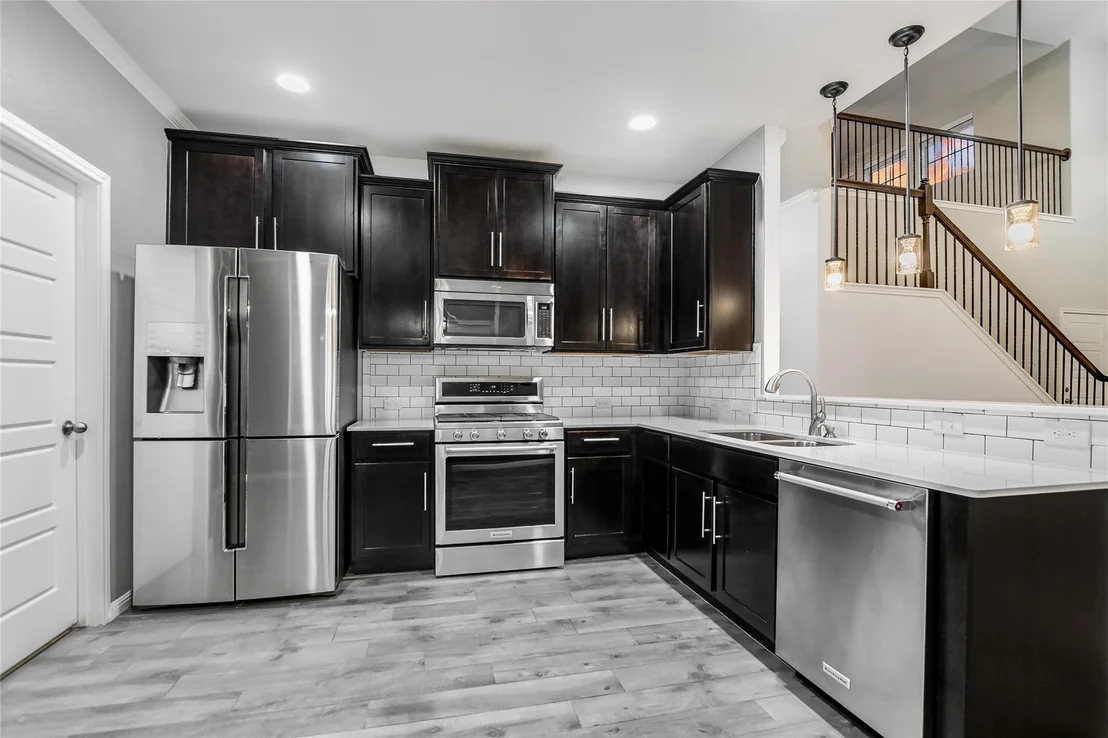 Photo of 1913 Gabrielles WAY