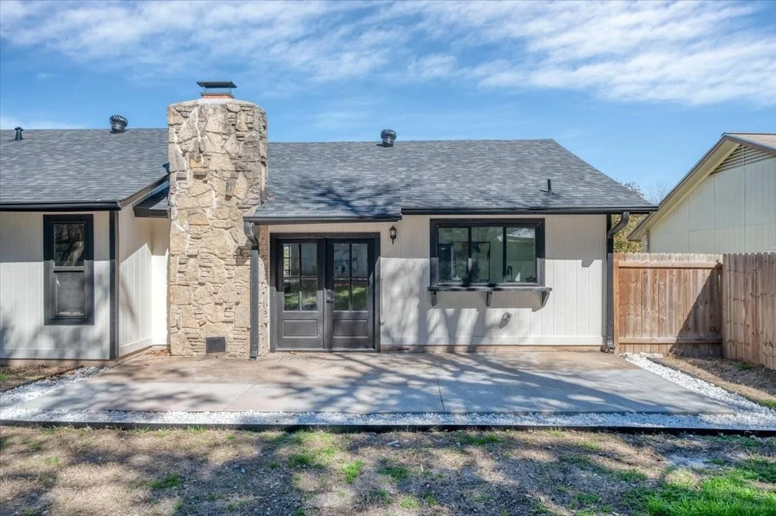Photo of 1009 Speer LN