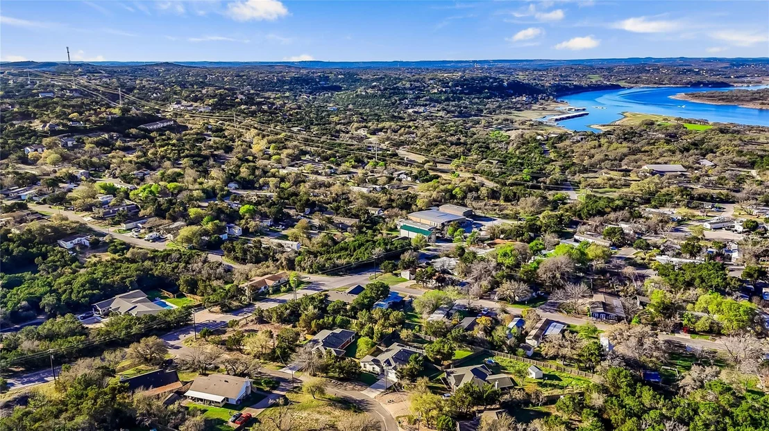 Photo of 21522 Horseshoe LOOP