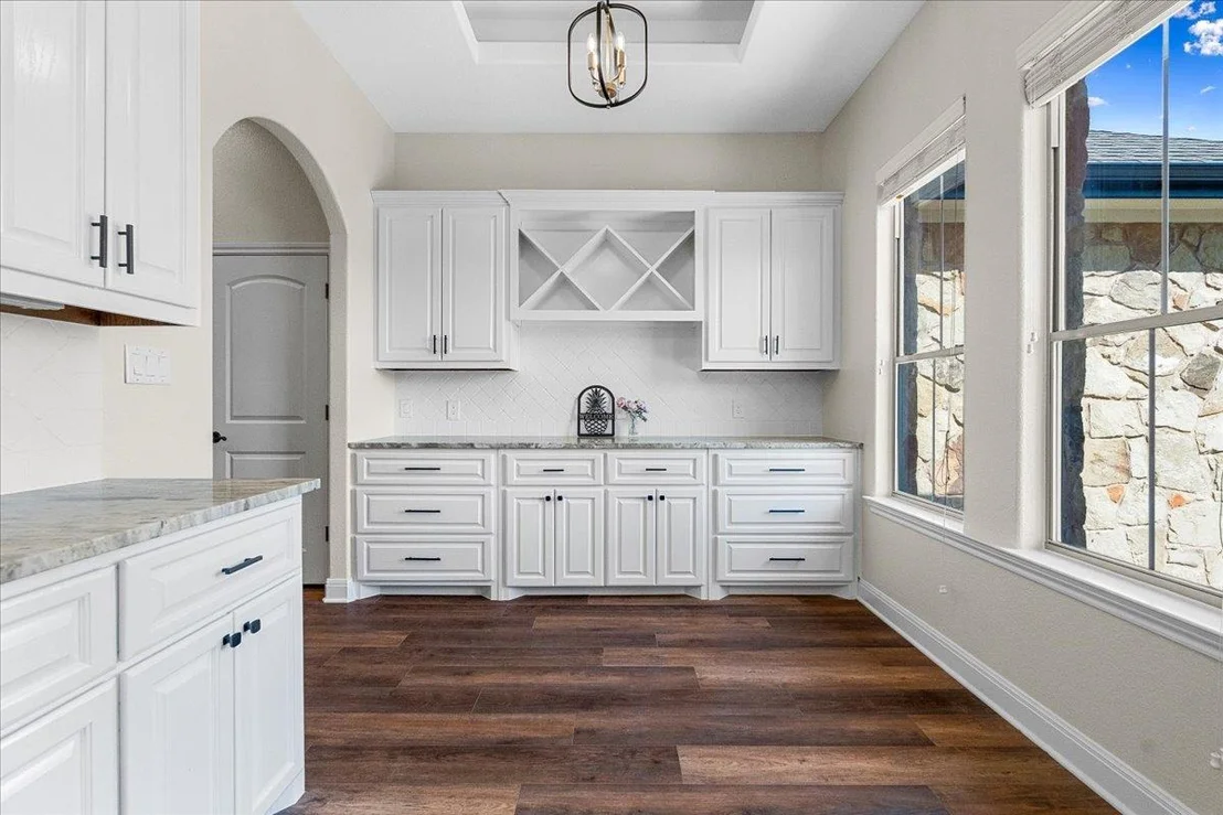 Photo of 10621 W Cave LOOP
