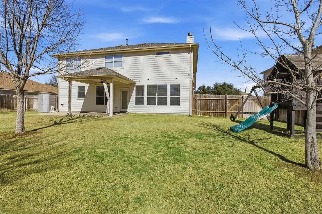 Photo of 1502 Summercrest BLVD