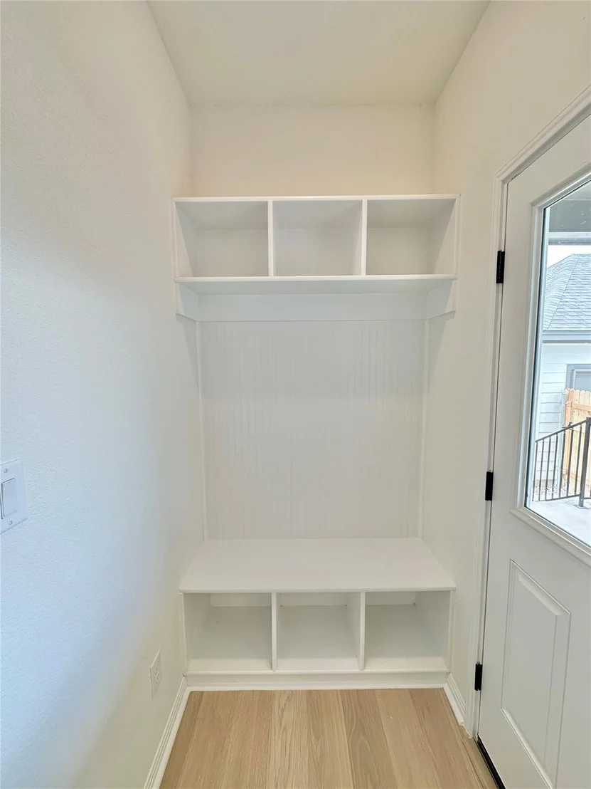 Photo of 580 Treadwell LN