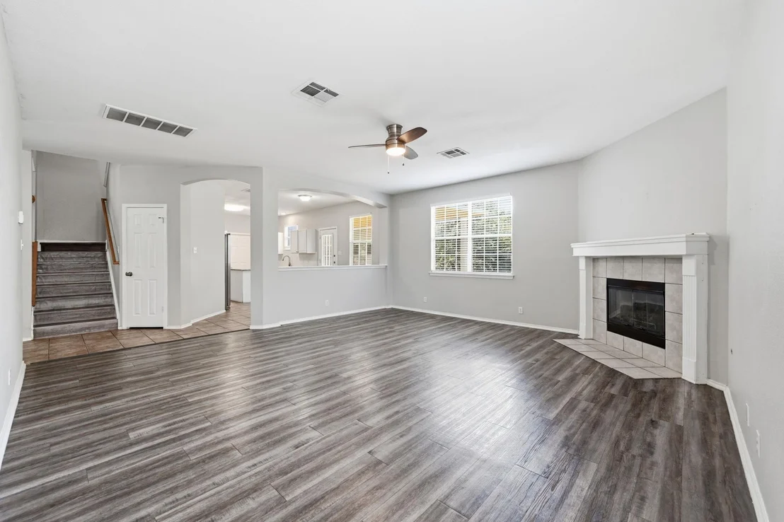 Photo of 1635 Abbey LN