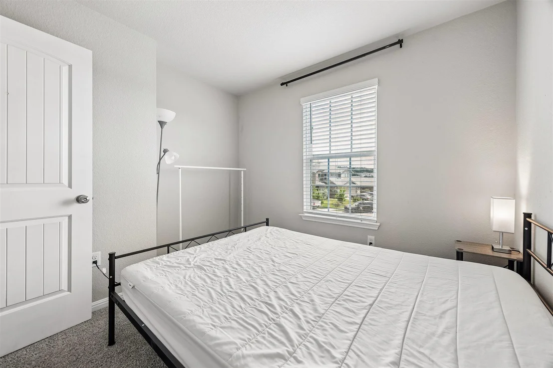 Photo of 104 Blue Sage DR
