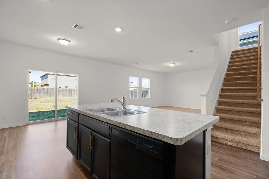 Photo of 550 Bunton Reserve BLVD