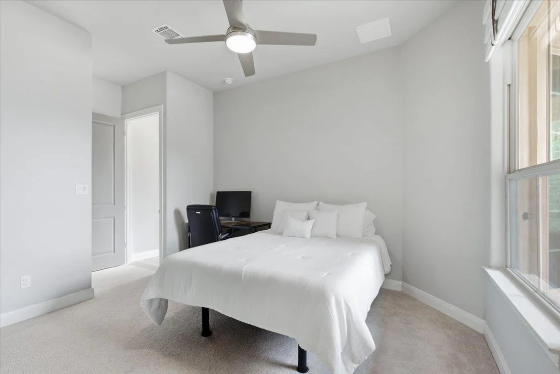 Photo of 111 Loysoya ST