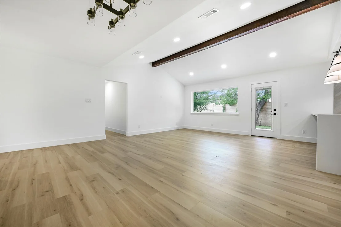 Photo of 3001 Cedarlawn CIR