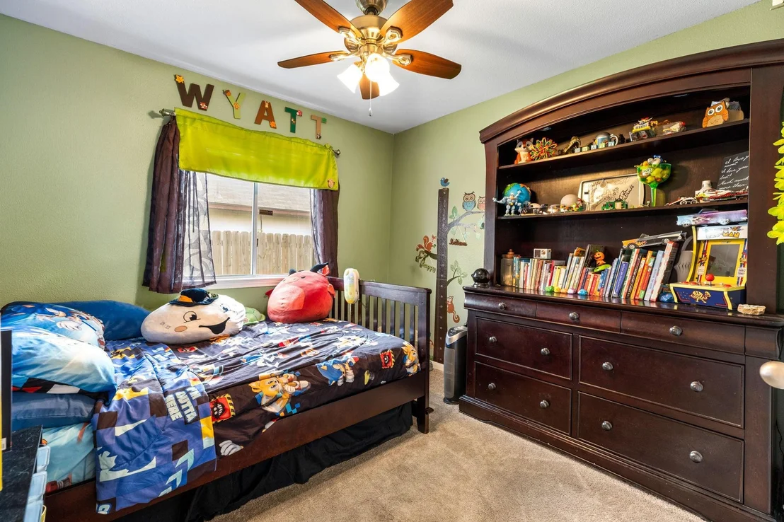 Photo of 319 Willowbrook DR