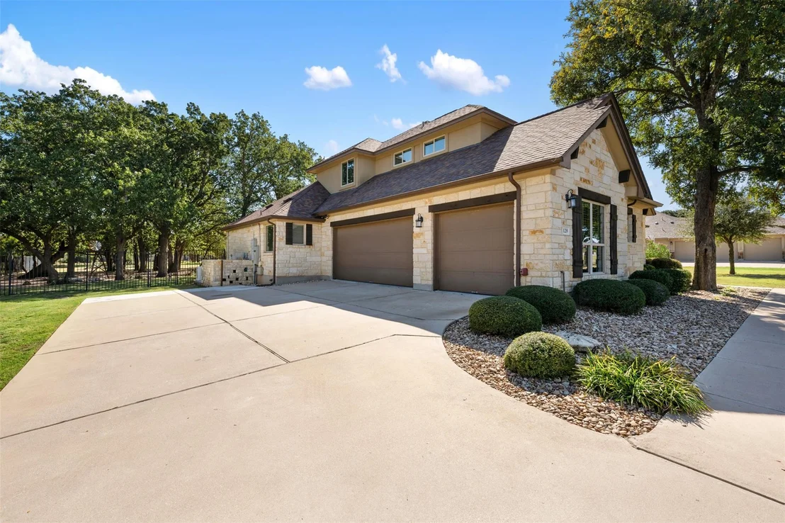 Photo of 129 Camp Verde DR