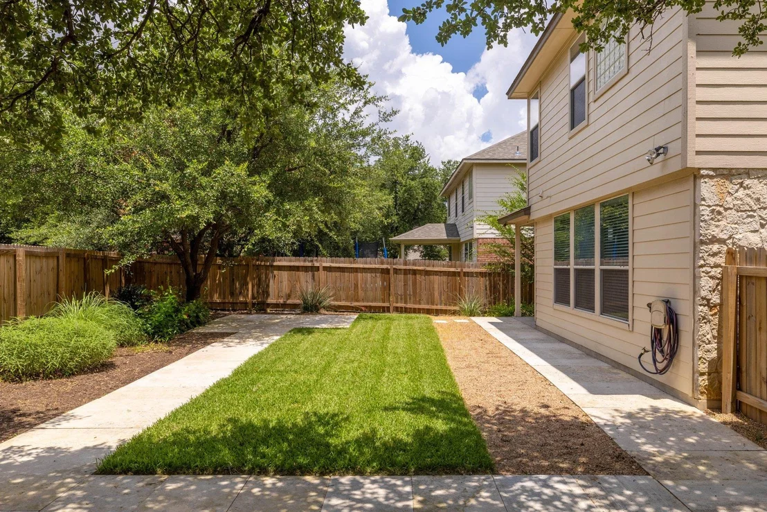 Photo of 14400 Showdown LN