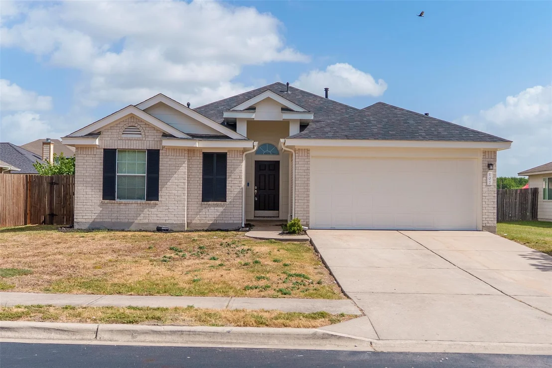 Photo of 107 Fishbaugh LN