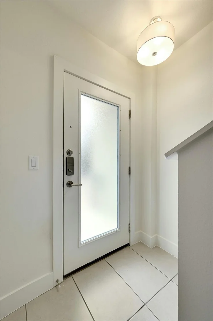 Photo of Unit 113 at 604 N Bluff DR
