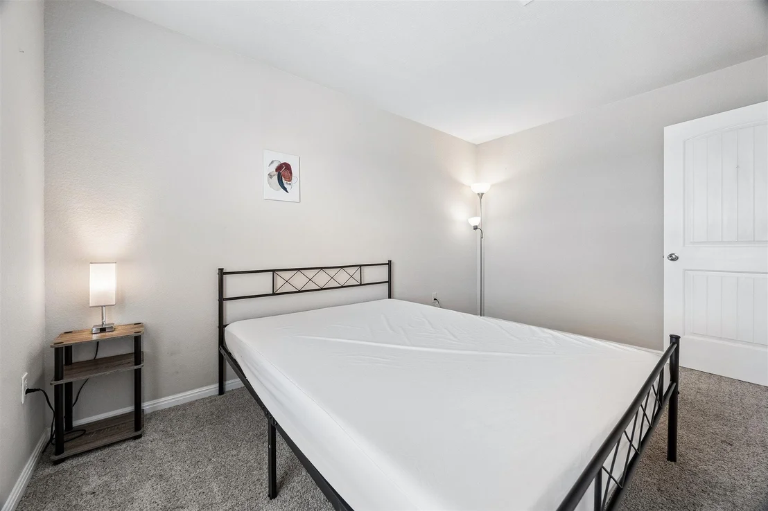Photo of 104 Blue Sage DR