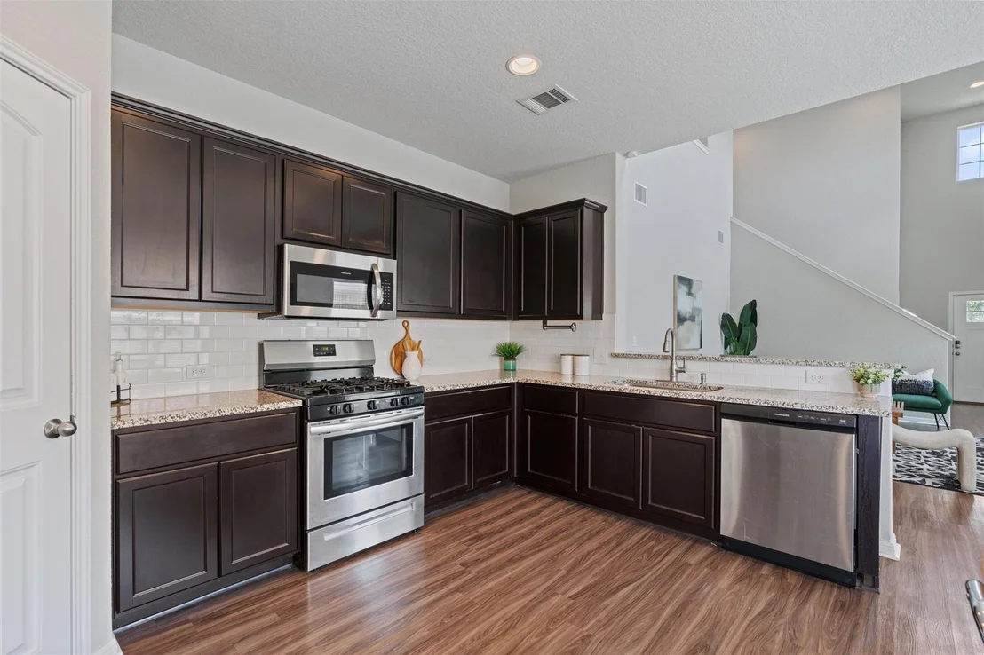Photo of 429 Dubina Ave