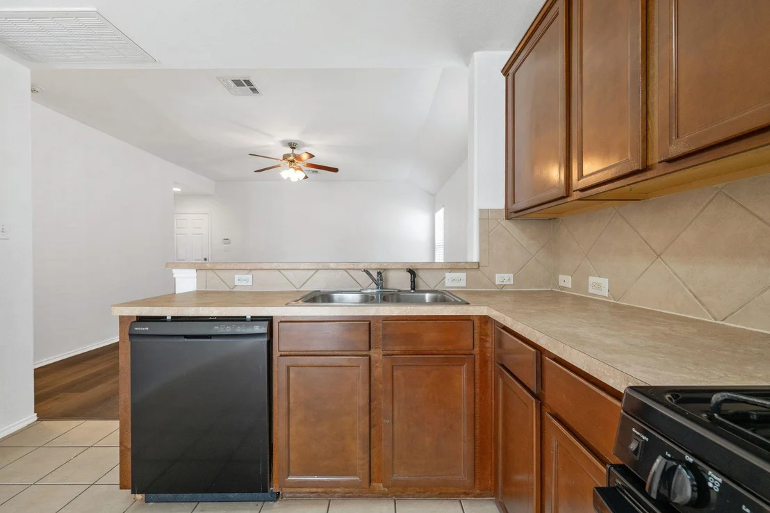 Photo of 6609 Ferrystone PASS