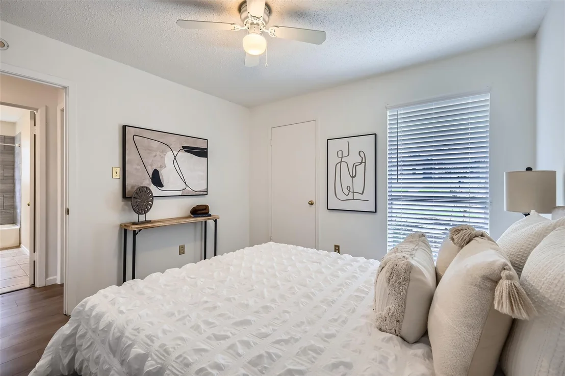 Photo of 1602 Parkview LN