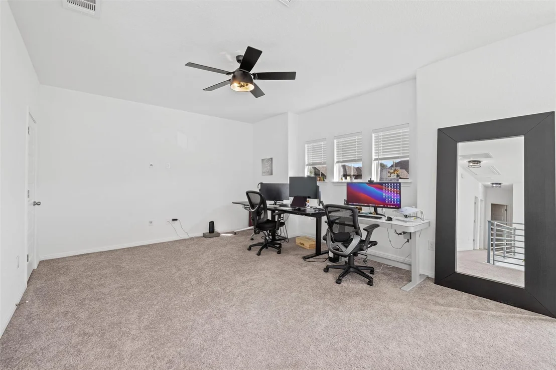 Photo of 424 Arrowhead Vine ST
